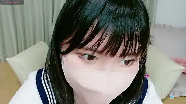 mi_chat from StripChat is Freechat