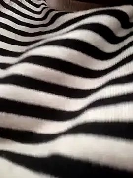 Mia-Glow from StripChat