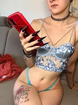 Naked Room Mia420- 