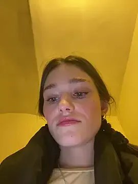 Mia_Mia_M from StripChat