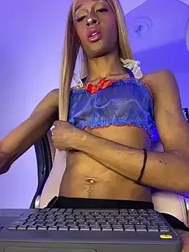 Mia_royal from StripChat