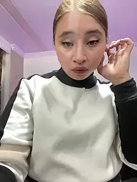 mia_skys from StripChat