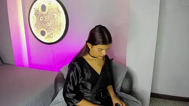 Miaa_Rosse from StripChat