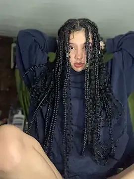 MiaaCute- on StripChat 