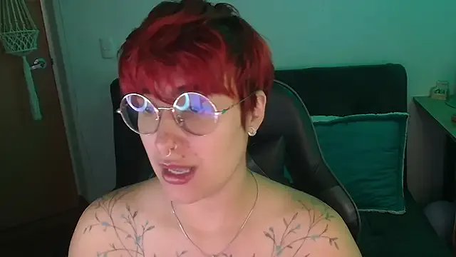 Miacatsito3 from StripChat