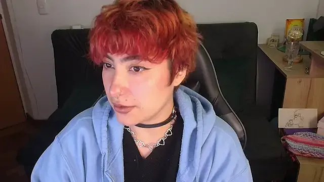 Miacatsito3 from StripChat