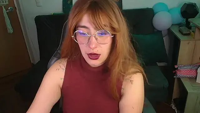 Miacatsito3 from StripChat