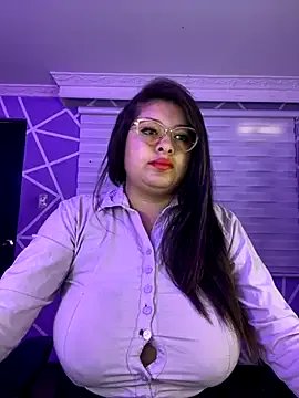 MiiaaJoness on StripChat 