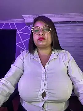 MiiaaJoness on StripChat 