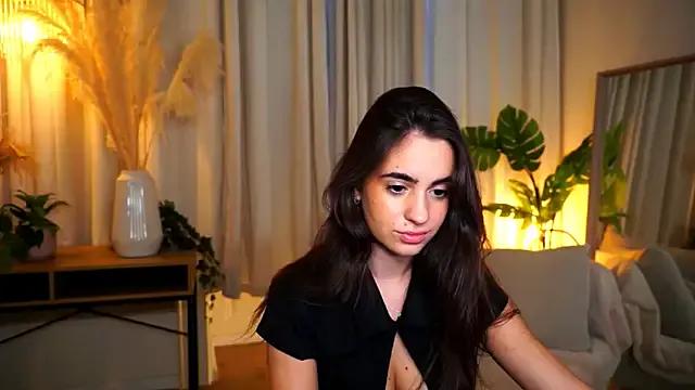 Miilky_wayy from StripChat