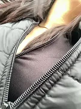 Mila_LS from StripChat