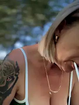 Naked Room Milena-MilfaXXX 