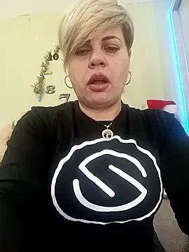 MilkySky from StripChat
