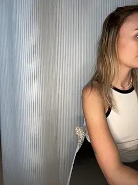 Milla__one from StripChat