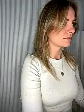 Milla__one from StripChat