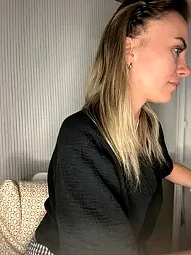 Milla__one from StripChat