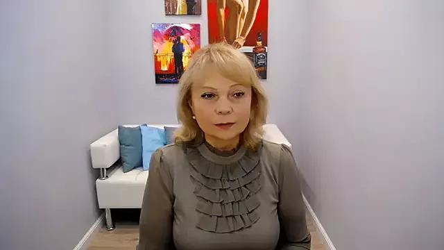 Milla_Cutie18 from StripChat