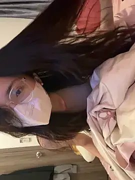 mimichannn99 on StripChat 