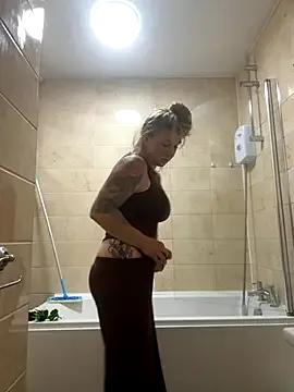 MimiMaee from StripChat