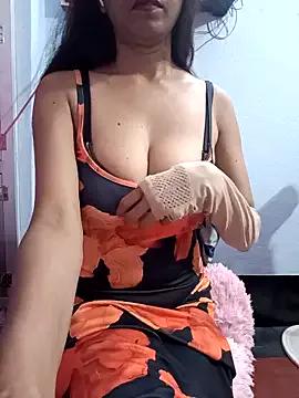 Mini865433 from StripChat