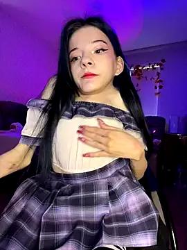 MiniSophiaa from StripChat