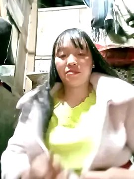 Minkine022 from StripChat