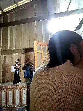 Minkine022 from StripChat