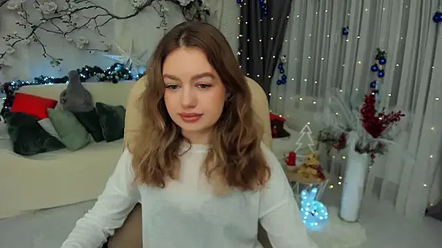 MiracleCurly from StripChat