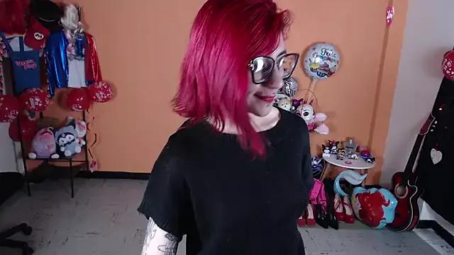 MissMiia2 from StripChat