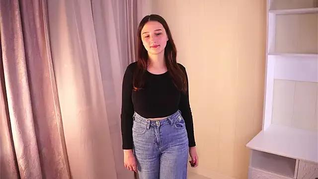 MittieRichison from StripChat