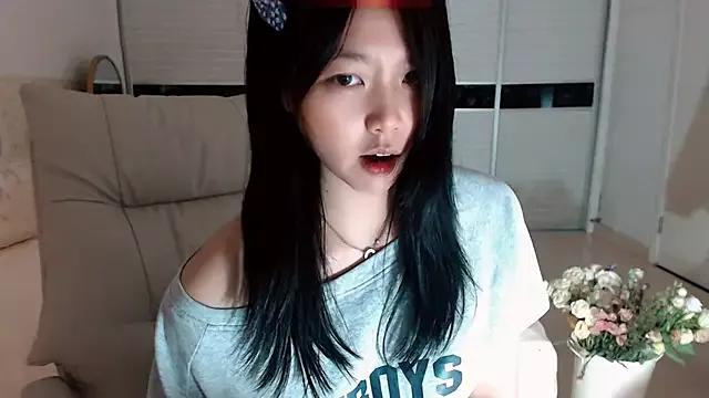 Naked Room Miu1_girl 