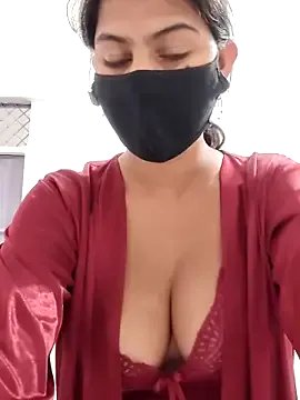 Miya_sistar from StripChat