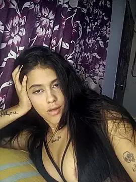molly_gomezz from StripChat