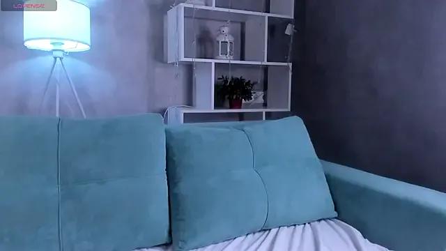 Molly_Platt from StripChat