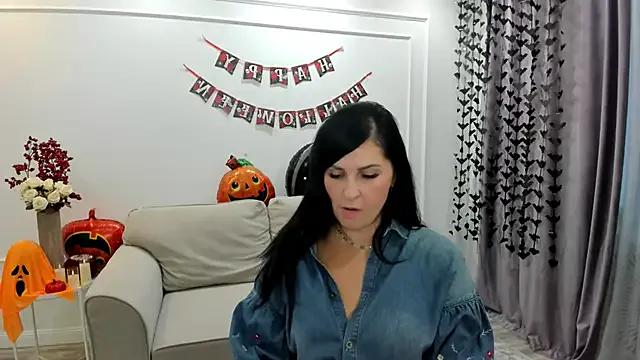 Moon_Veloure1 from StripChat