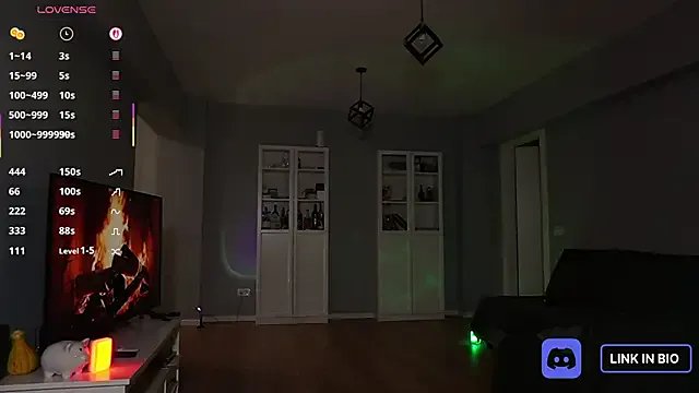 moondaoo from StripChat