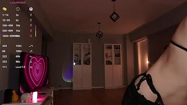 moondaoo from StripChat