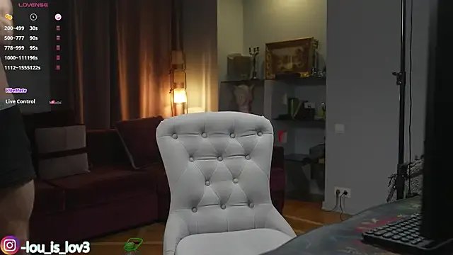 MrbigLouis from StripChat