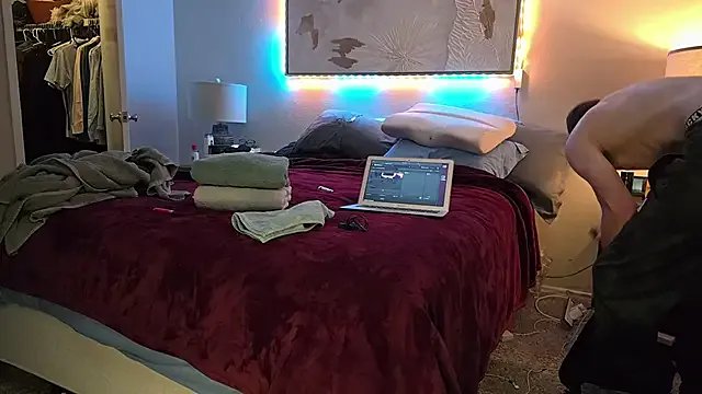 Mrkarizma from StripChat