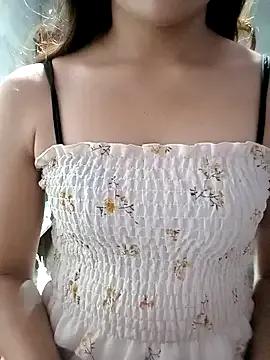 Mymy06 from StripChat