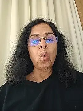 NakedMILFx from StripChat