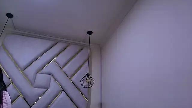 Naked Room nalalye_cruzz_ 