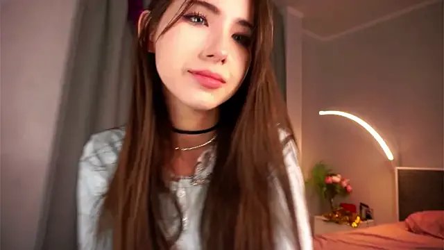 NanceeWestaway from StripChat