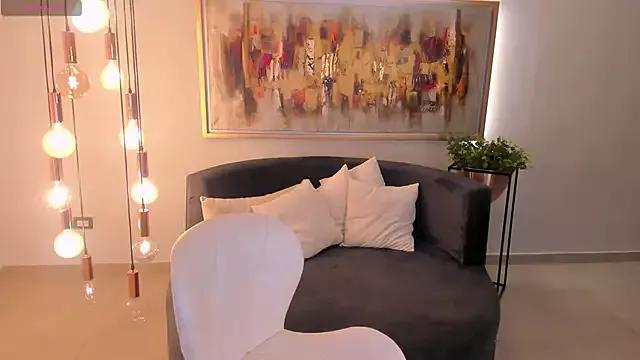 NaomiSainz from StripChat is Freechat