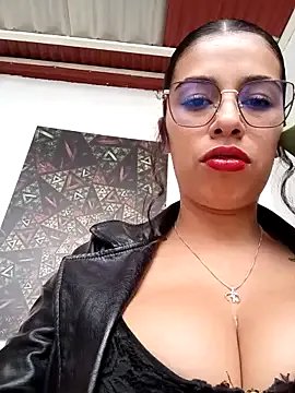 Nathaly_12 from StripChat