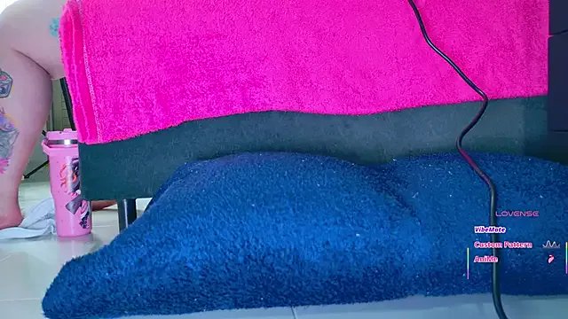 NathaxaLeans from StripChat