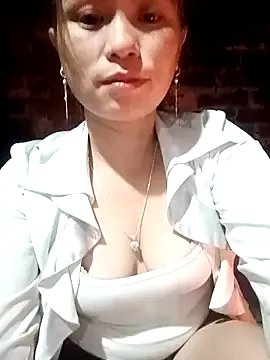 ngaytho004 from StripChat