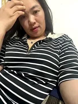 Naked Room Nhung584 