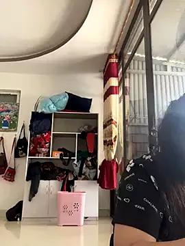 Nhung584 from StripChat