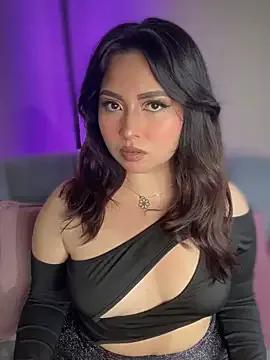 NicolBeltran_Pink from StripChat